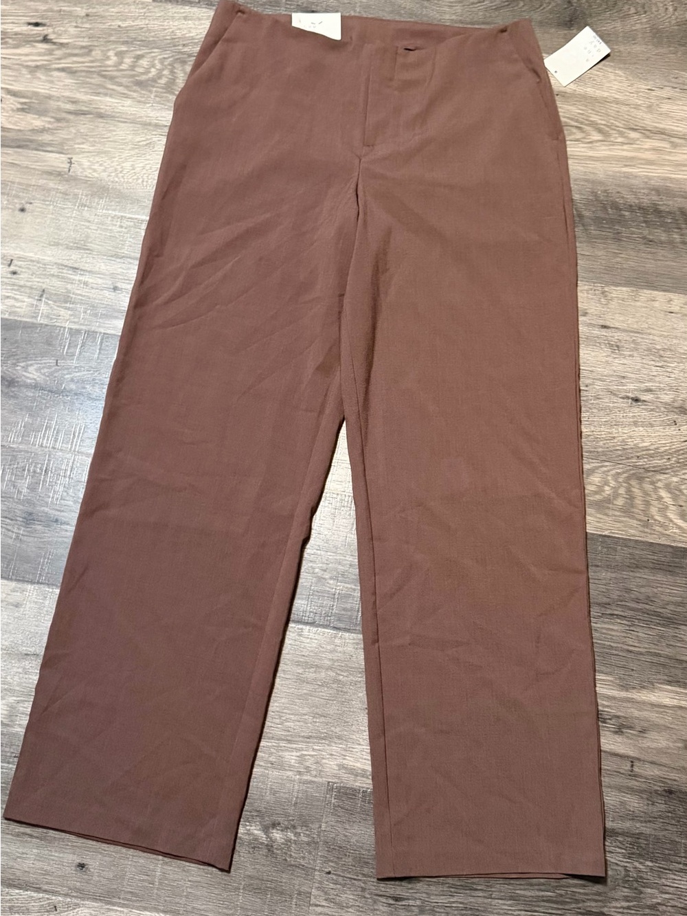 A New Day Brown Bootcut Dress Pants Mid Rise Straight Hip Thigh 10R NWT Stretch